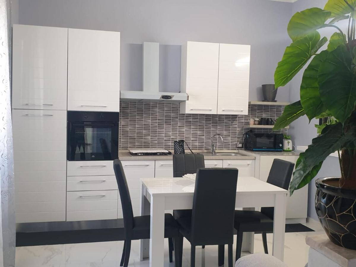 La Rosa Dorata Apartment Martis Luaran gambar